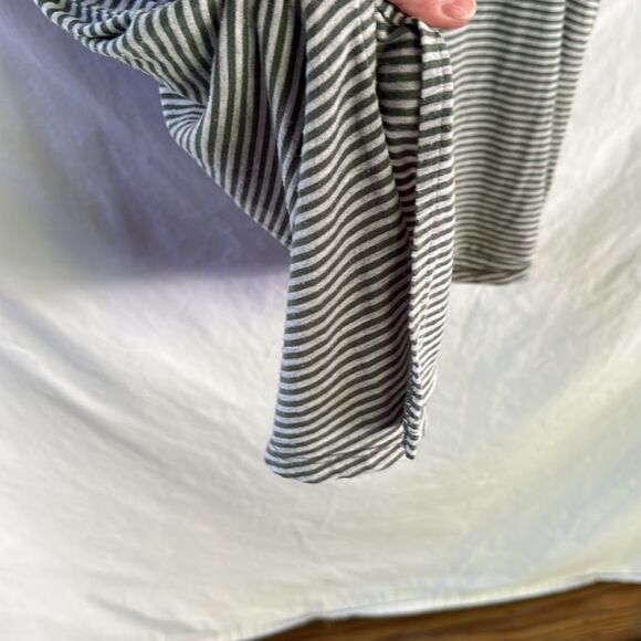 Cuddl Duds asymmetrical hem tunic - Picture 4 of 6